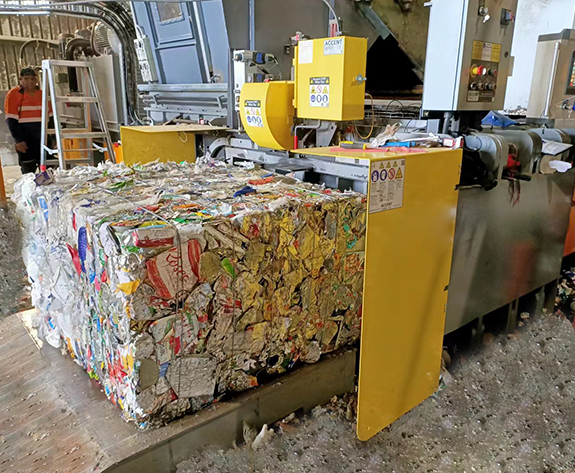 Solusi Baling Multifungsi & Efisiensi Tinggi untuk Pusat Daur Ulang Terkemuka di Australia