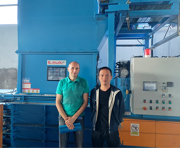Solusi Baling Efisiensi Tinggi untuk Daur Ulang Sampah Plastik dan Kertas di Belarus
